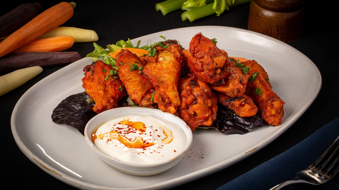 Laguna Pool House and Kitchen - Wings